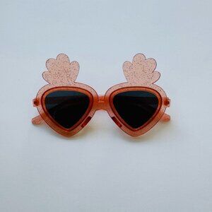 Carrot-Shaped Statement Sunglasses